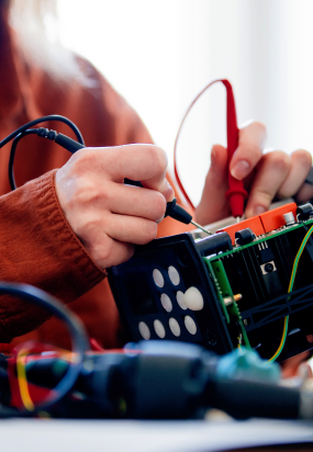 TÉCNICO EN SISTEMAS MICROINFORMÁTICOS Y REDES